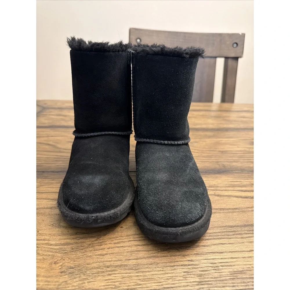 UGG Kids Bailey Bow II Galaxy Black Suede Boots Star and Planet Bow 13C ..G5